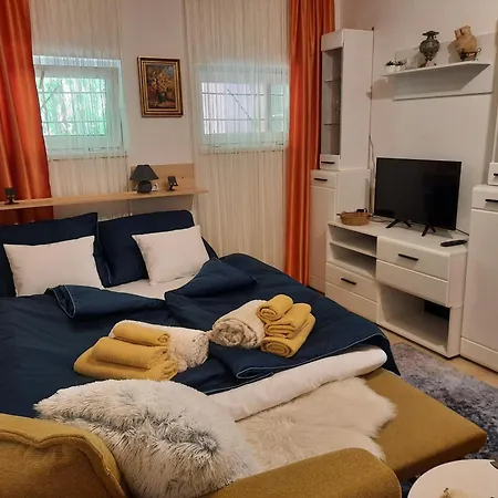Rika Vendeghaz * Pécsvárad